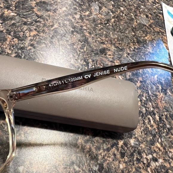 Youth girls BCBG max Azria frames - Picture 2 of 3